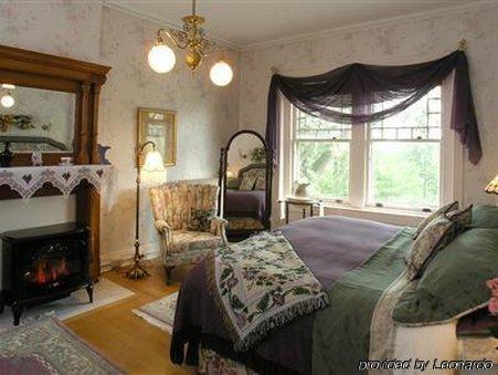 B.f. Hiestand House Marietta