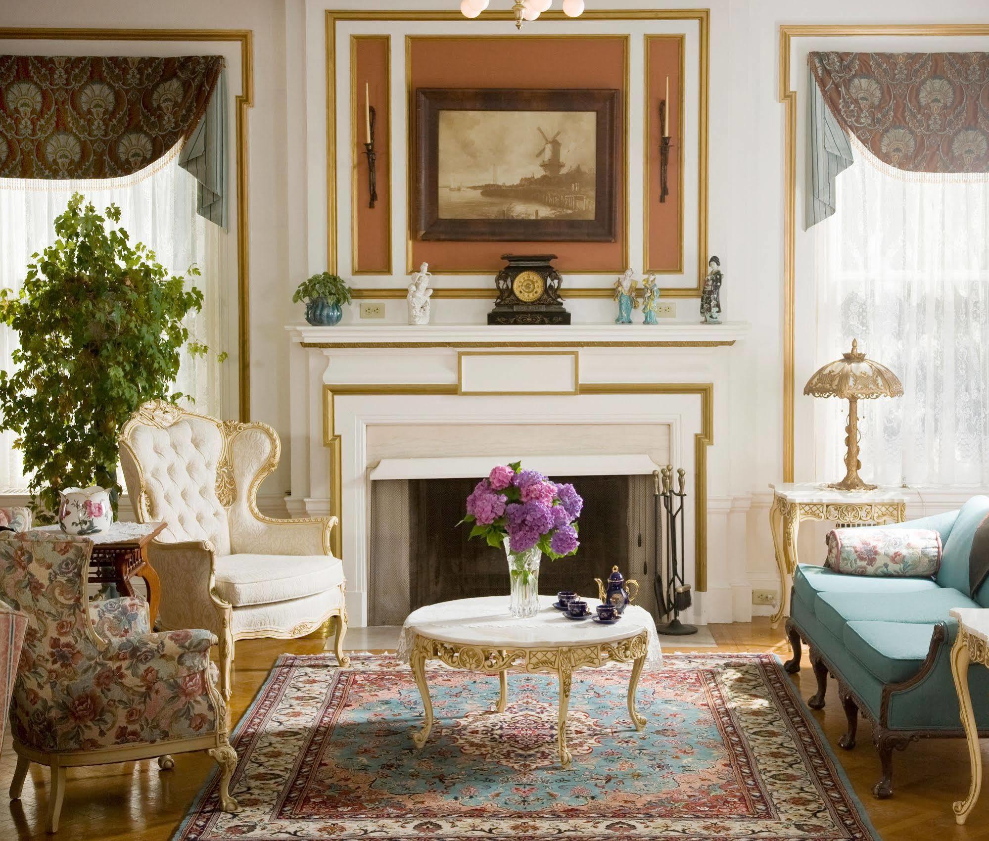 B.f. Hiestand House Bed and breakfast
