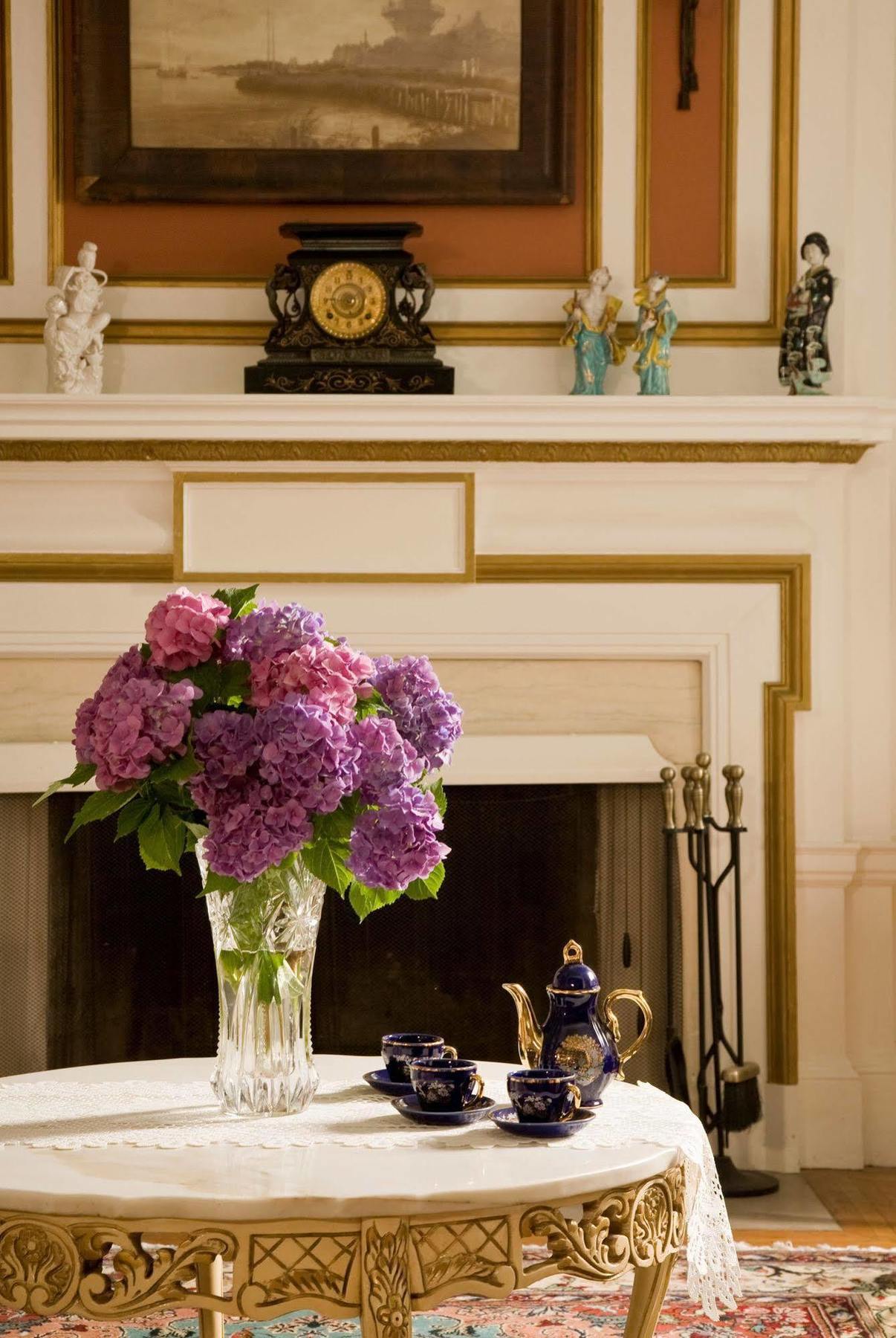 B.f. Hiestand House